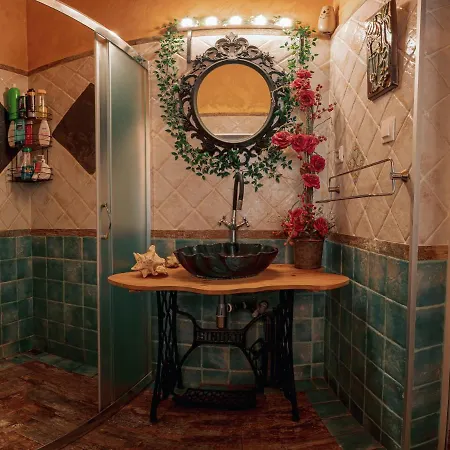 King Lux - Top Location - Massage - Garden! Apartment Sofia