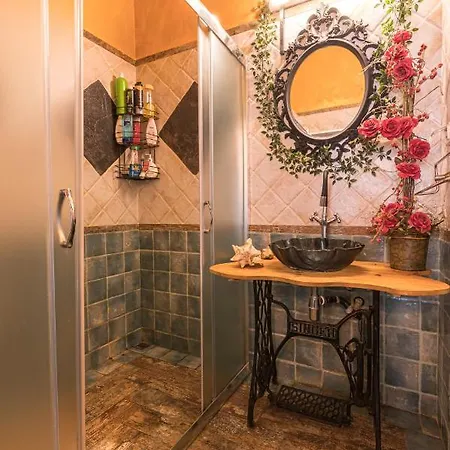 King Lux - Top Location - Massage - Garden! Apartment Sofia