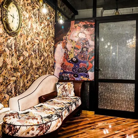King Lux - Top Location - Massage - Garden! Apartment *