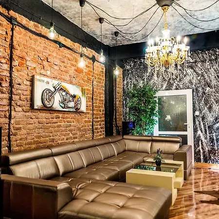 King Lux - Top Location - Massage - Garden! Apartment *